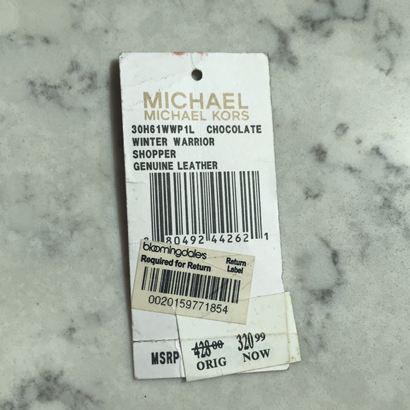 Michael Kors winter warrior shopper - Picture 7 of 11